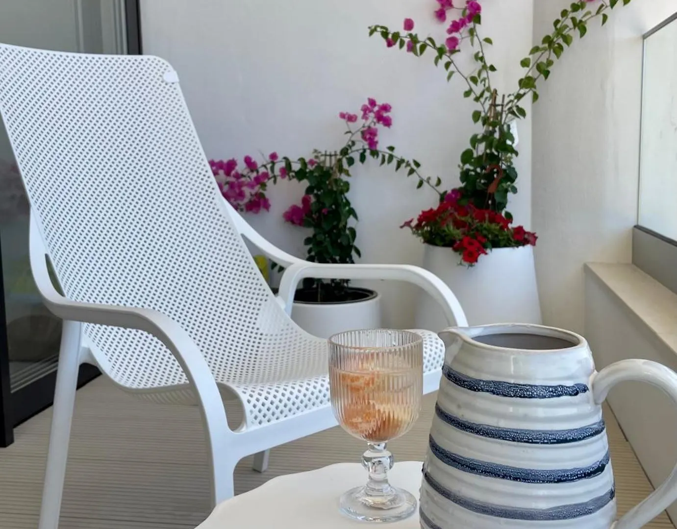 Magnolia Mar Lagos Ocean View Studio Apartment